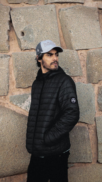 【ALAIA】クロップド パファージャケット ブラック Alaia leather jacket - Gem